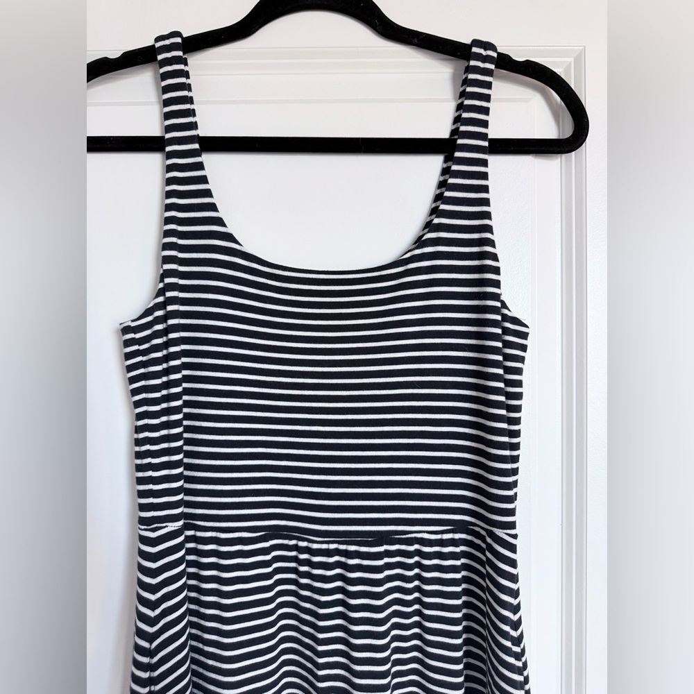 PEACH Striped Navy and White Maxi Dress Women’s Small - Picture 2 of 6